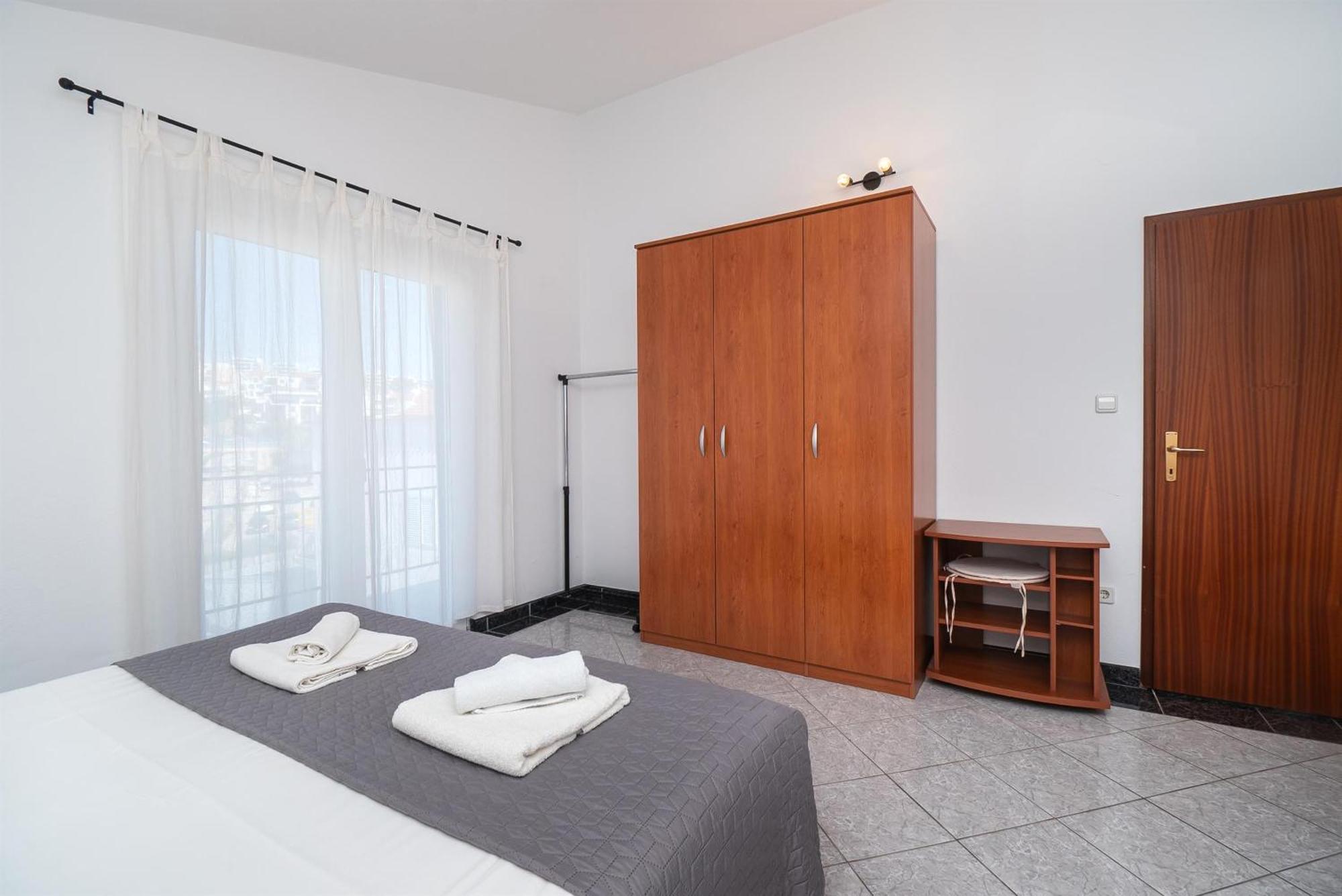 Apartments Polly Primošten Exterior foto